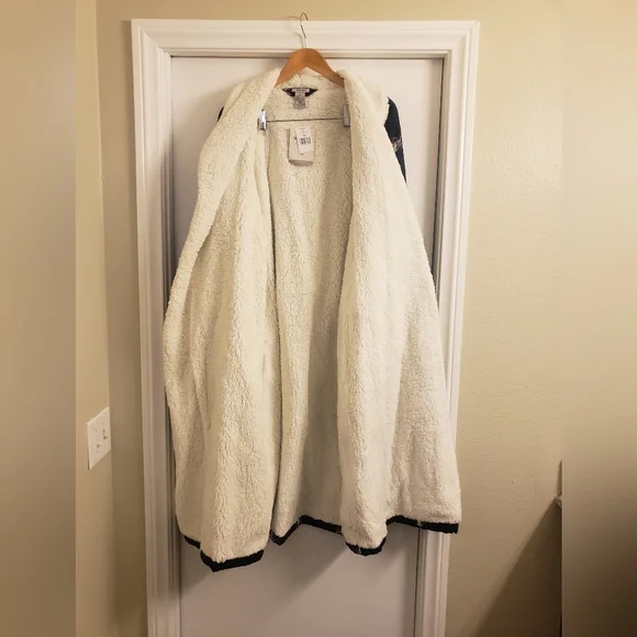 NWT Sherpa Robe Wrangler - Picture 6 of 6